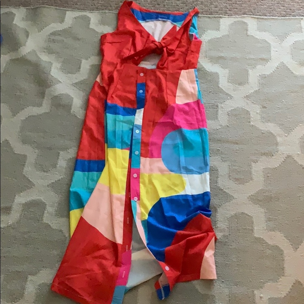Super cute colorful midi dress size small